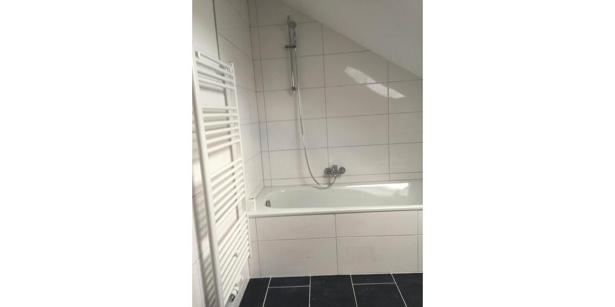 Dachgeschoßwohnung Ibbenbüren Bockraden - 3 Zimmer, 71 m&sup2;, 190.000&euro; | Angebot:26815411