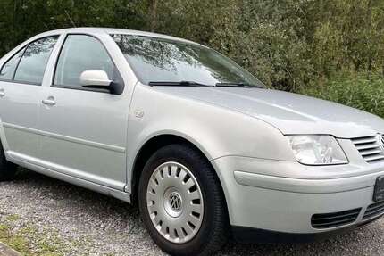 VW Bora 136.000 km 2.390 € Bremen 28197
