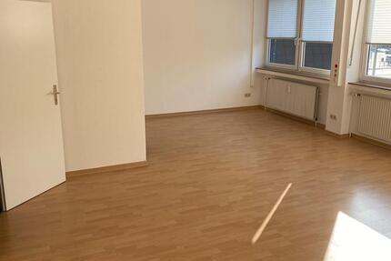 Büroräume oder Praxisräume mit Terrasse | ca. 100 qm | Vermietung zimmer