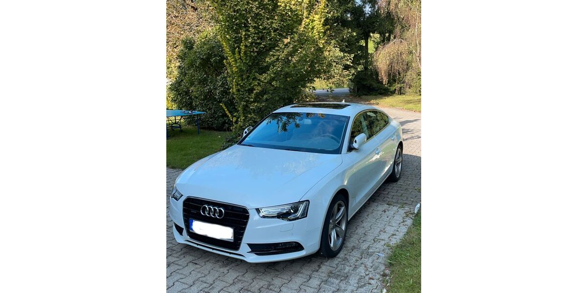 Audi A5 139.000 km 15.900 &euro; Büchlberg 94124