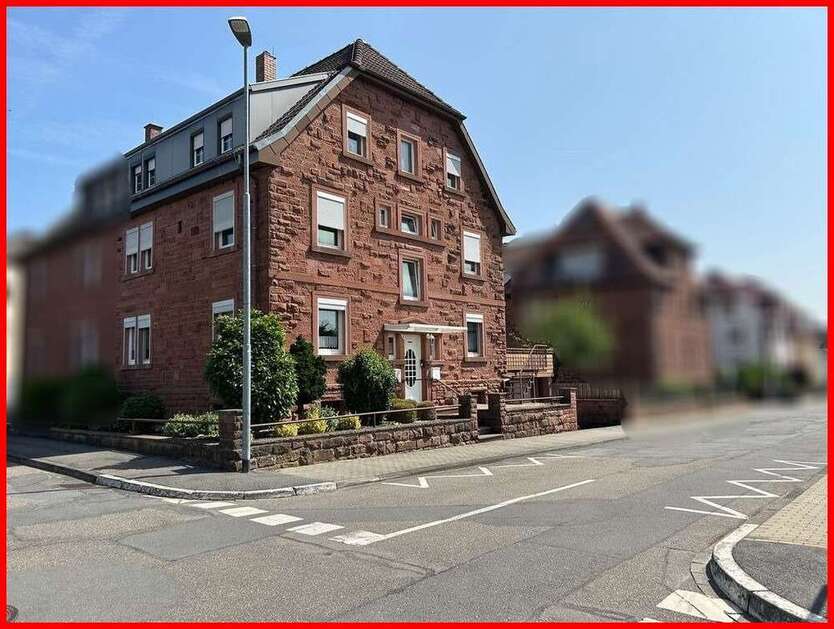 Haus zum Kaufen in Walldürn 339.000 € 208.39 m²