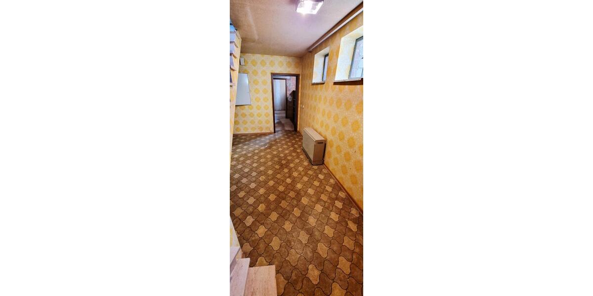 Einfamilienhaus Sankt Wendel - 4 Zimmer, 146 m&sup2;, 135.000&euro; | Angebot:27030998