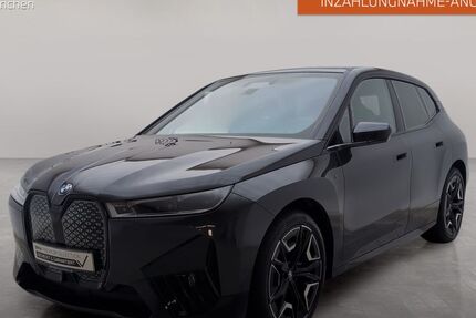 BMW iX 52.186 km 66.910 € München 80939
