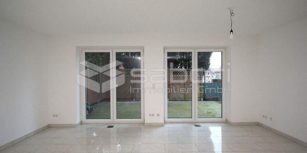 Modernes Familienidyll: Reihenendhaus mit Terrasse, Dachterrasse & offener Küche 5 zimmer