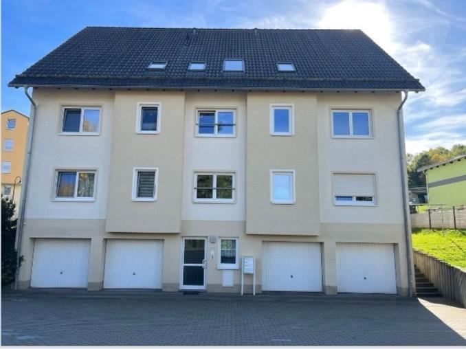 Etagenwohnung Oelsnitz (Erzgebirge) - 3 Zimmer, 70 m&sup2;, 104.980&euro; | Angebot:27432684