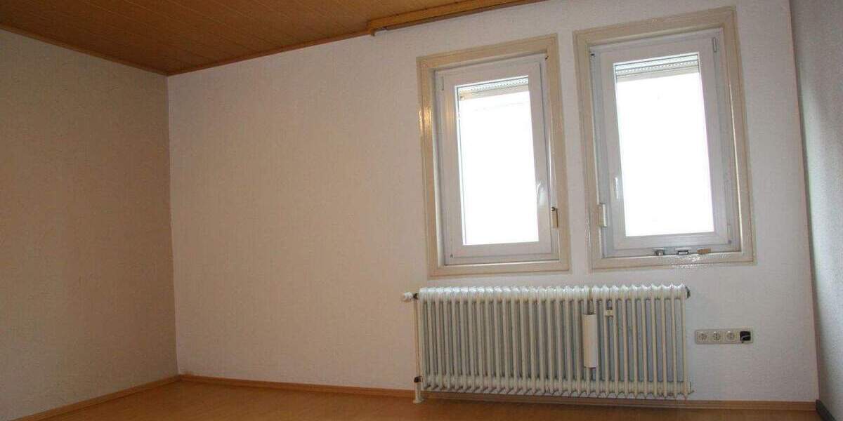 Mehrfamilienhaus, Wohnhaus Schlitz - 6 Zimmer, 115 m&sup2;, 125.000&euro; | Angebot:25424607