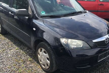 Mazda 2 151.000 km 899 € Welver 59514