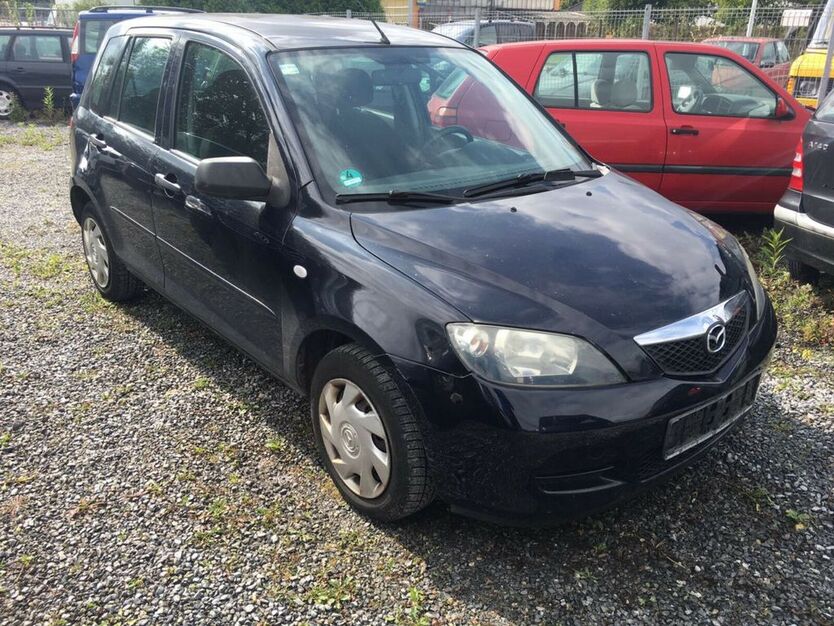 Mazda 2 151.000 km 899 € Welver 59514