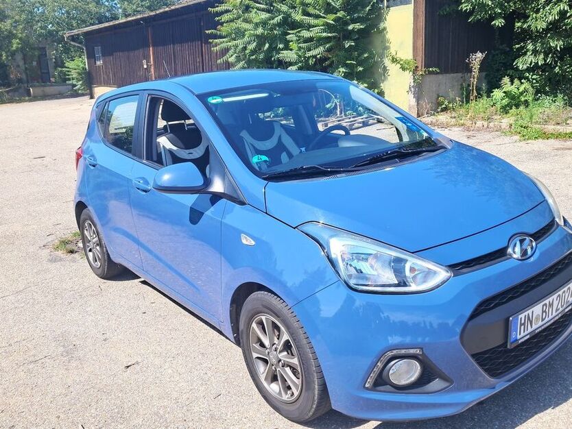 i10