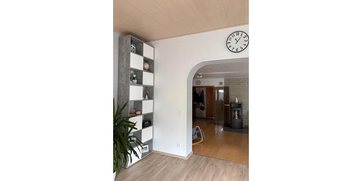 Einfamilienhaus Frankenberg (Eder) - 6 Zimmer, 140 m&sup2;, 375.000&euro; | Angebot:26835339