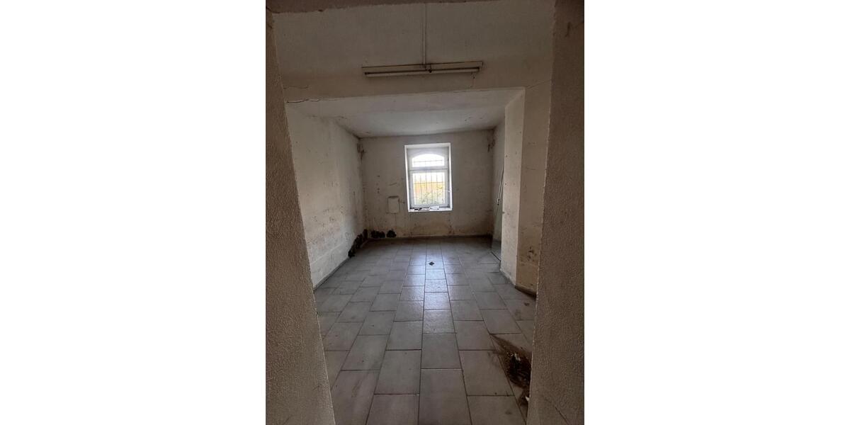 Villa Reichenbach im Vogtland - 25 Zimmer, 920 m&sup2;, 60.000&euro; | Angebot:27081976