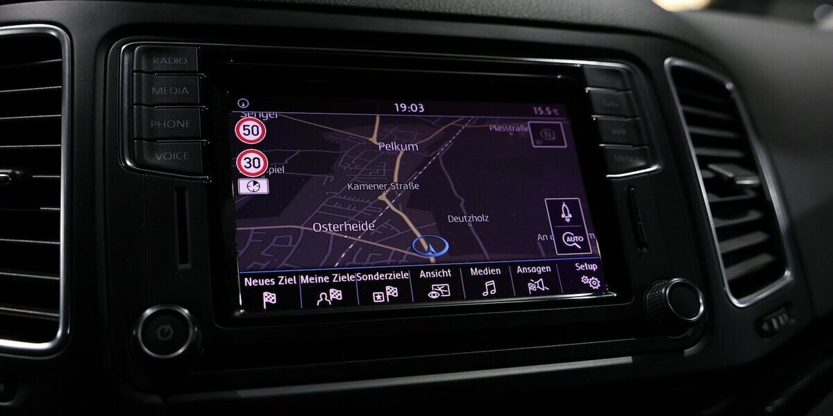 Seat Alhambra 1.4 TSI DSG STYLE BUSINESS / 7-SITZER / 75.000 km 26.444 &euro; Hamm 59077