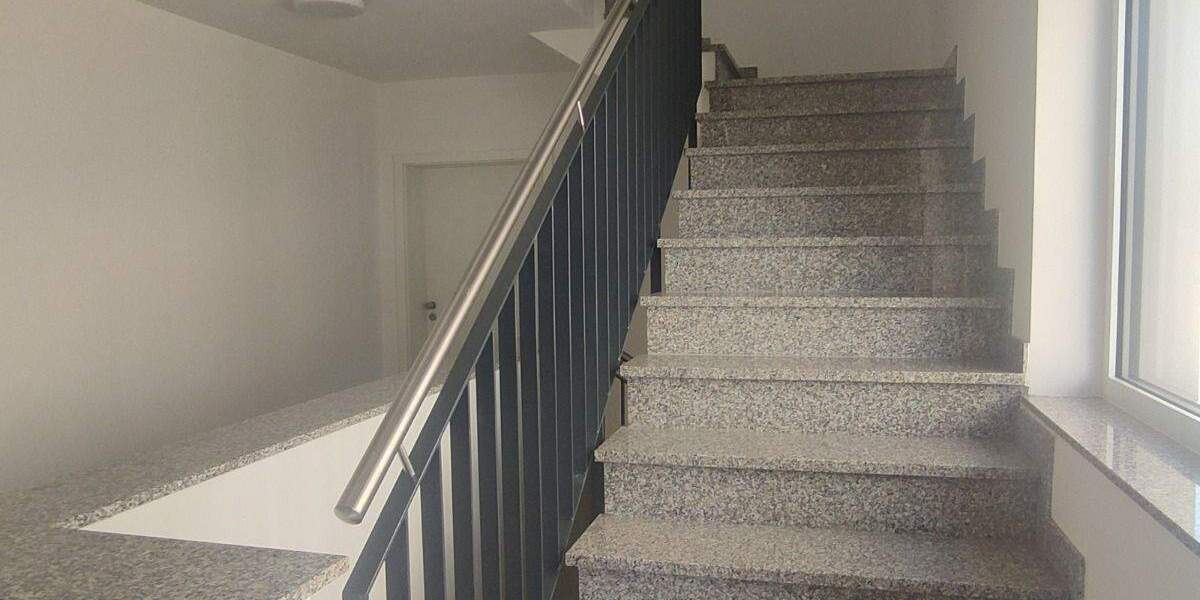 Etagenwohnung Kettig - 2 Zimmer, 65 m&sup2;, 850&euro; | Angebot:25425682