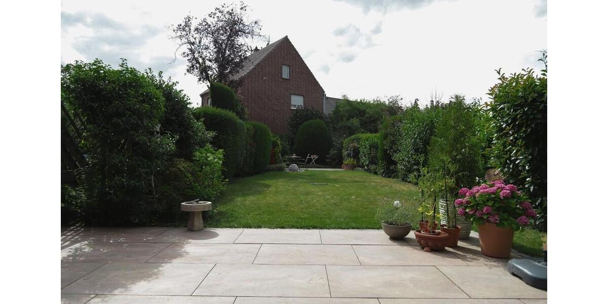 Doppelhaushälfte Kaarst - 5 Zimmer, 120 m&sup2;, 470.000&euro; | Angebot:24738103