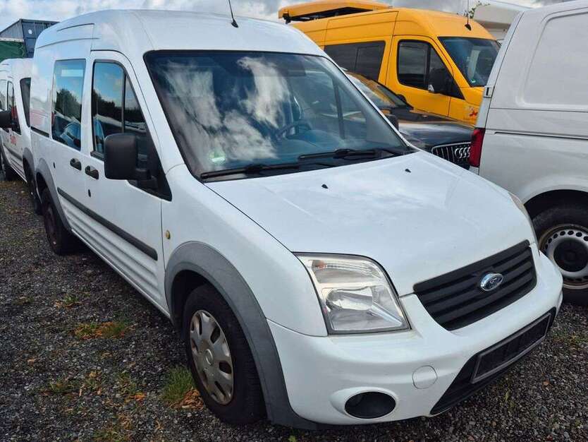 Ford Transit Connect 66.155 km 7.900 € Achim 28832