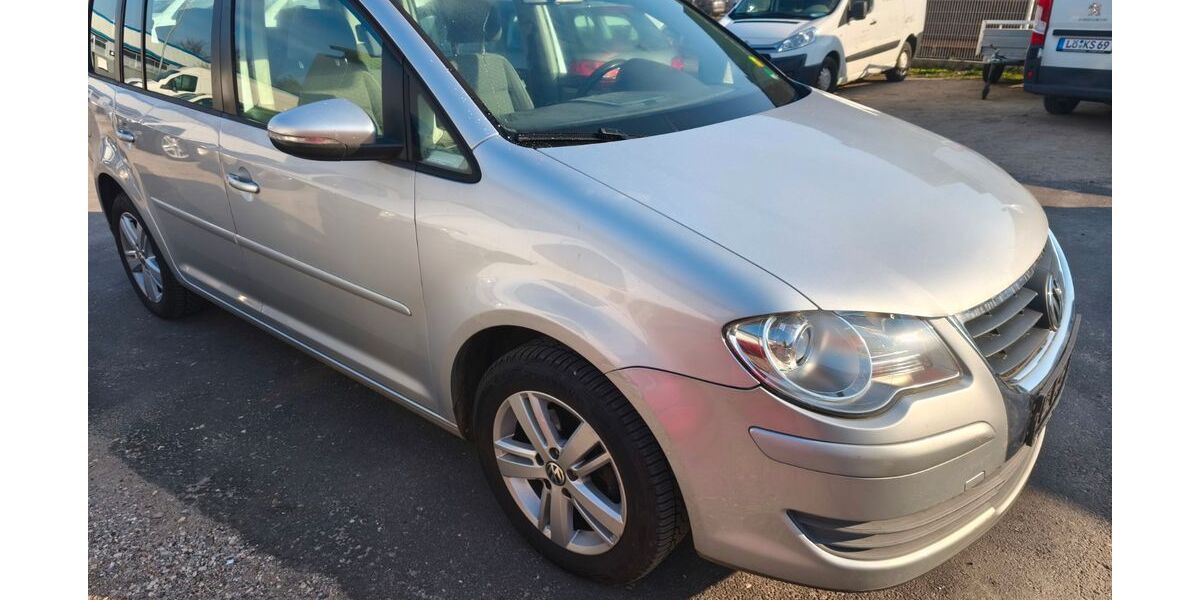 VW Touran 158.500 km 4.590 &euro; Lörrach 79539