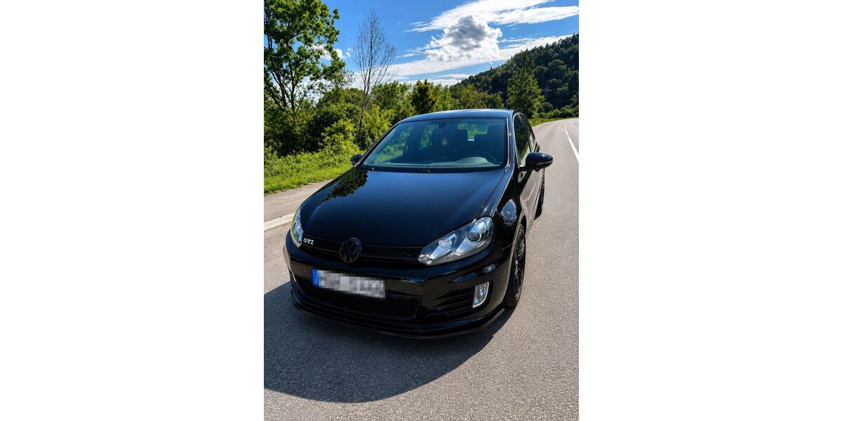 VW Golf 205.000 km 8.750 &euro; Lauda 97922