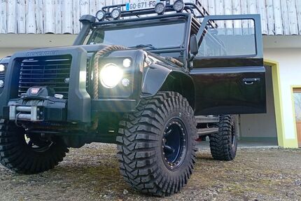 Land Rover Defender 186.000 km 48.900 &euro; Weilheim 82362