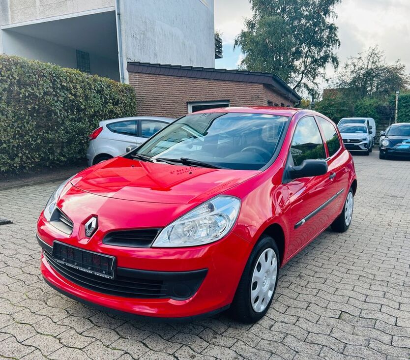 Renault Clio 152.000 km 2.900 € Bielefeld 33647