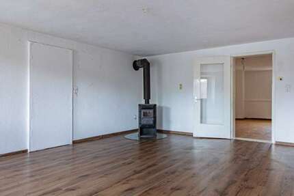 Haus zum Kaufen in Wutöschingen 299.000 € 400 m² 13 zimmer