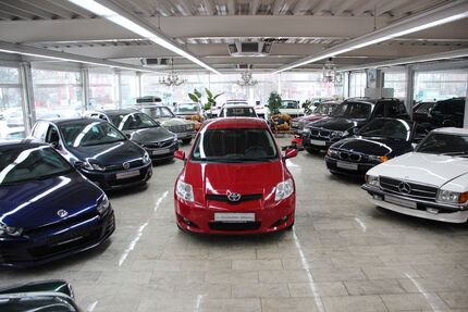 Toyota Auris 90.000 km 4.990 &euro; Essen 45356