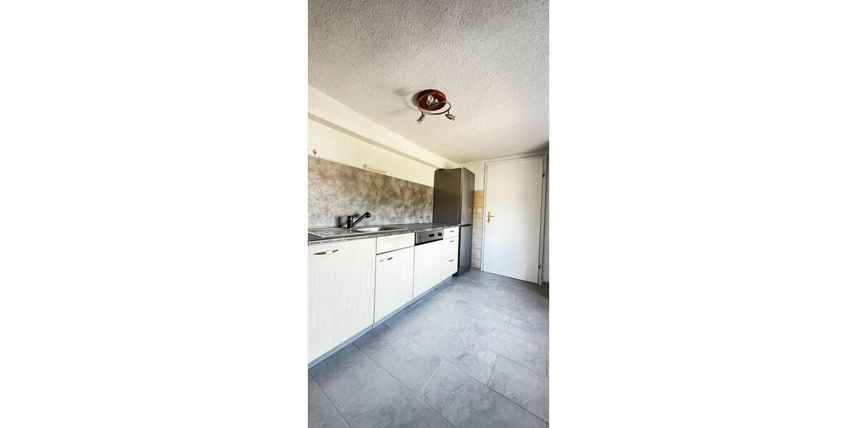 Einfamilienhaus Bad Hersfeld - 5 Zimmer, 120 m&sup2;, 1.200&euro; | Angebot:25872768