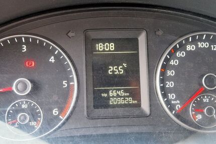 VW Caddy 209.629 km 4.600 &euro; Seßlach 96145