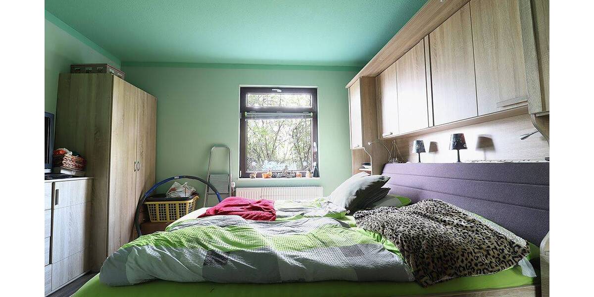 Mehrfamilienhaus, Wohnhaus Bremen Ohlenhof - 8 Zimmer, 179 m&sup2;, 279.000&euro; | Angebot:26319692