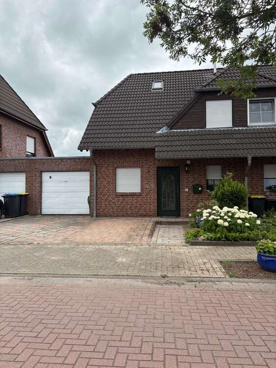 Haus zum Kaufen in Rees 250.000 € 84.3 m²