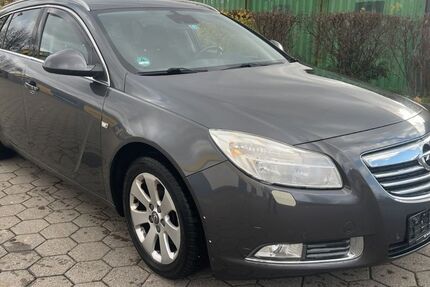 Opel Insignia 232.000 km 2.500 &euro; Broderstorf 18184