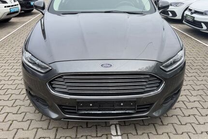 Ford Mondeo 176.431 km 7.600 &euro; München OT Trudering-Riem 81825