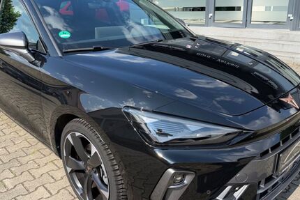 Cupra Leon 5.728 km 27.980 &euro; Kammeltal/Egenhofen 89358