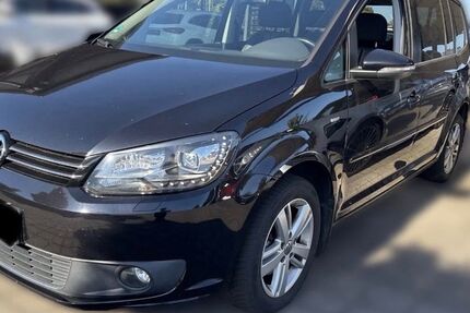 VW Touran 137.000 km 10.499 &euro; Wendelstein 90530
