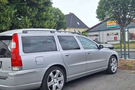 Volvo V70 366.000 km 7.000 &euro; Oßling/Wóslink 01920