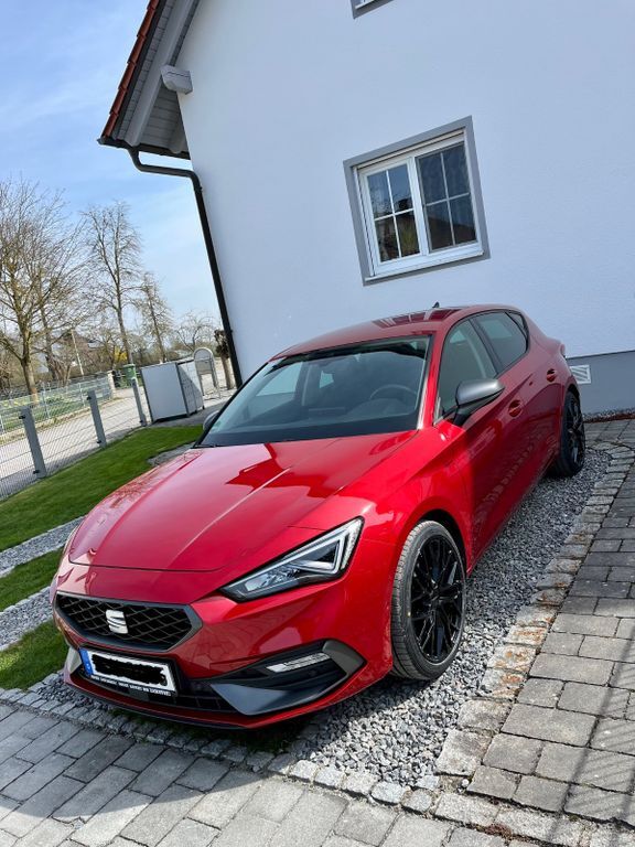Seat Leon 65.000 km 17.500 € Pfakofen 93101