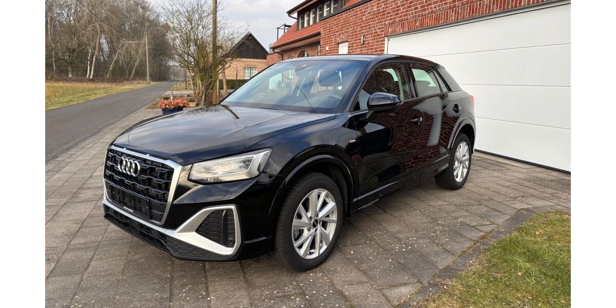 Audi Q2 11.888 km 24.990 &euro; Gütersloh 33330