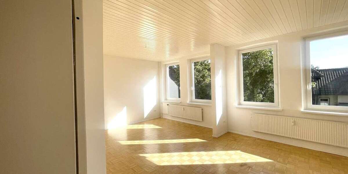 Etagenwohnung Neumünster - 2.5 Zimmer, 63 m&sup2;, 695&euro; | Angebot:27087686