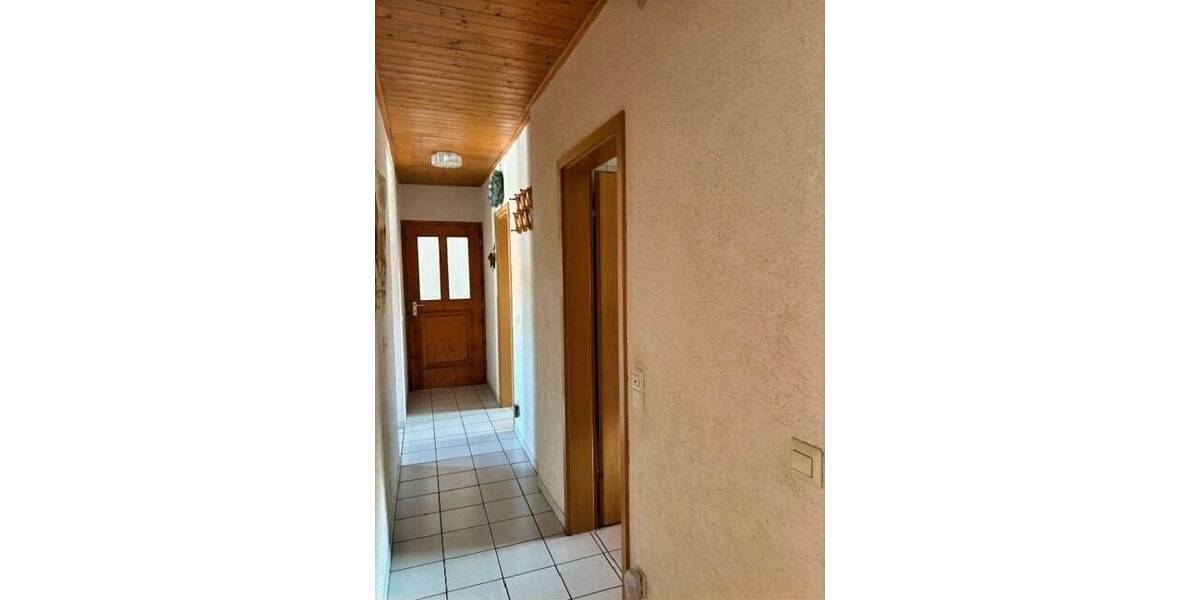 Etagenwohnung Balingen - 4 Zimmer, 110 m&sup2;, 225.000&euro; | Angebot:25692882