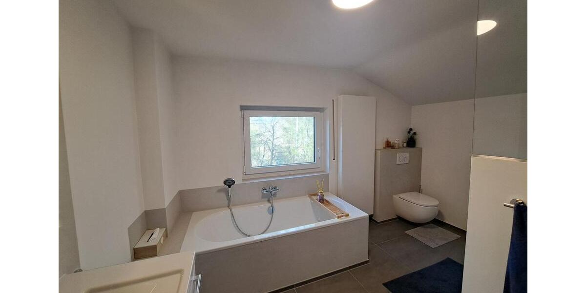 Dachgeschoßwohnung Siegen Kaan-Marienborn - 2 Zimmer, 86 m&sup2;, 774&euro; | Angebot:26337695