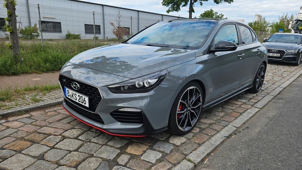 Hyundai i30 63.000 km 22.100 &euro; Berlin 13595