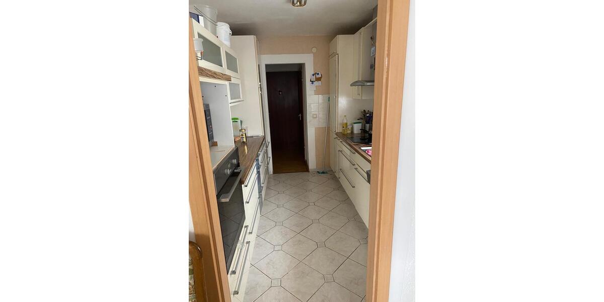 Etagenwohnung Backnang - 4.5 Zimmer, 106 m&sup2;, 350.000&euro; | Angebot:26270871