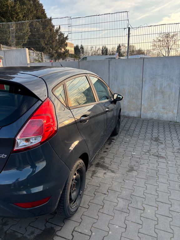 Ford Fiesta 128.000 km 5.000 € Limburg 65550