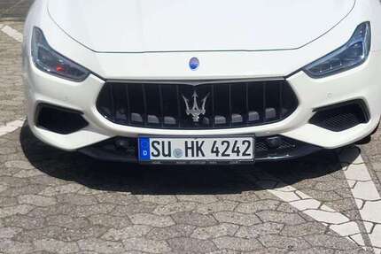 Maserati Ghibli 236.000 km 19.900 &euro; Meckenheim 53340