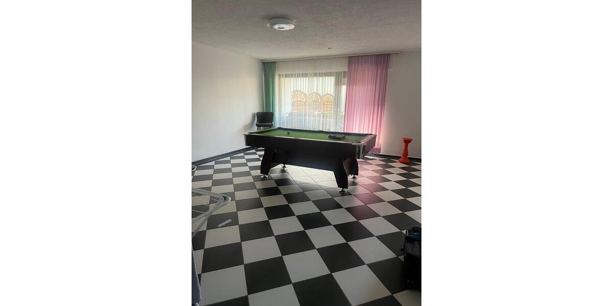 Einfamilienhaus Nürtingen - 6 Zimmer, 219 m&sup2;, 550.000&euro; | Angebot:26833172
