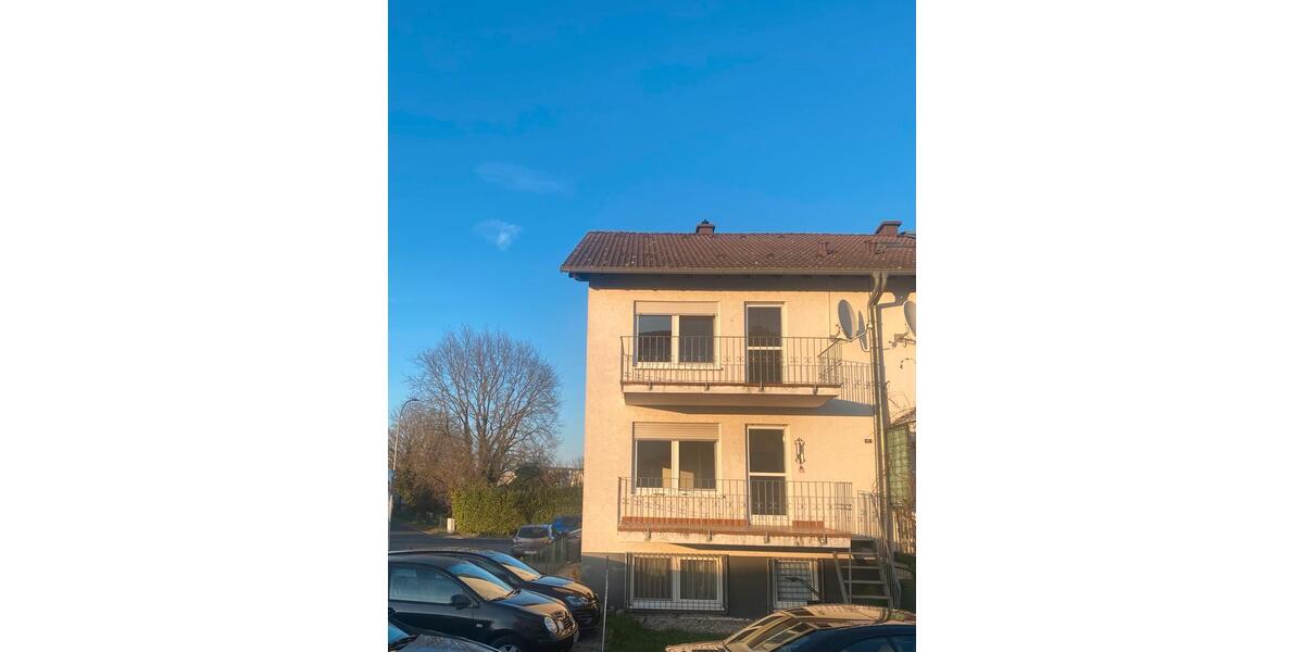 Reihenhaus Limeshain - 5 Zimmer, 180 m&sup2;, 1.400&euro; | Angebot:25441077