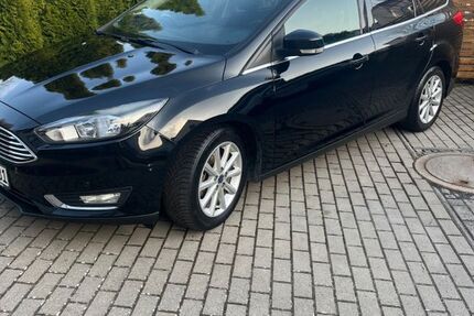 Ford Focus 119.000 km 8.800 &euro; Föritztal 96524