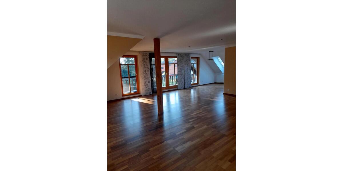 Dachgeschoßwohnung Eystrup - 5 Zimmer, 178 m&sup2;, 1.300&euro; | Angebot:25172492