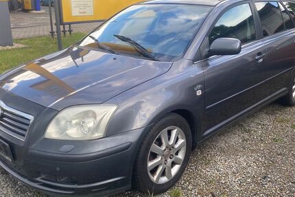 Toyota Avensis 196.830 km 2.690 &euro; Jena 07743