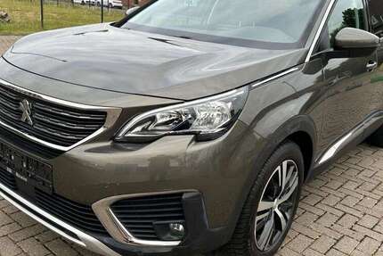 Peugeot 5008 88.000 km 15.999 € Würselen / Aachen 52146