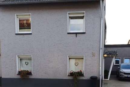 Haus Kreuzau - 6 Zimmer, 166 m&sup2;, 275.000&euro; | Angebot:25446759